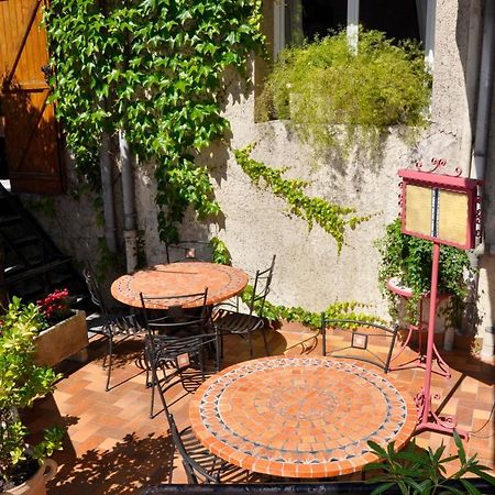 Les Deux Acacias Hotel Villepinte  Ngoại thất bức ảnh